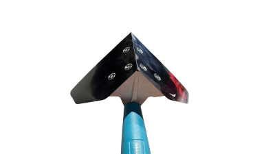 Шпатель угловой Коршун с нержавеющим лезвием